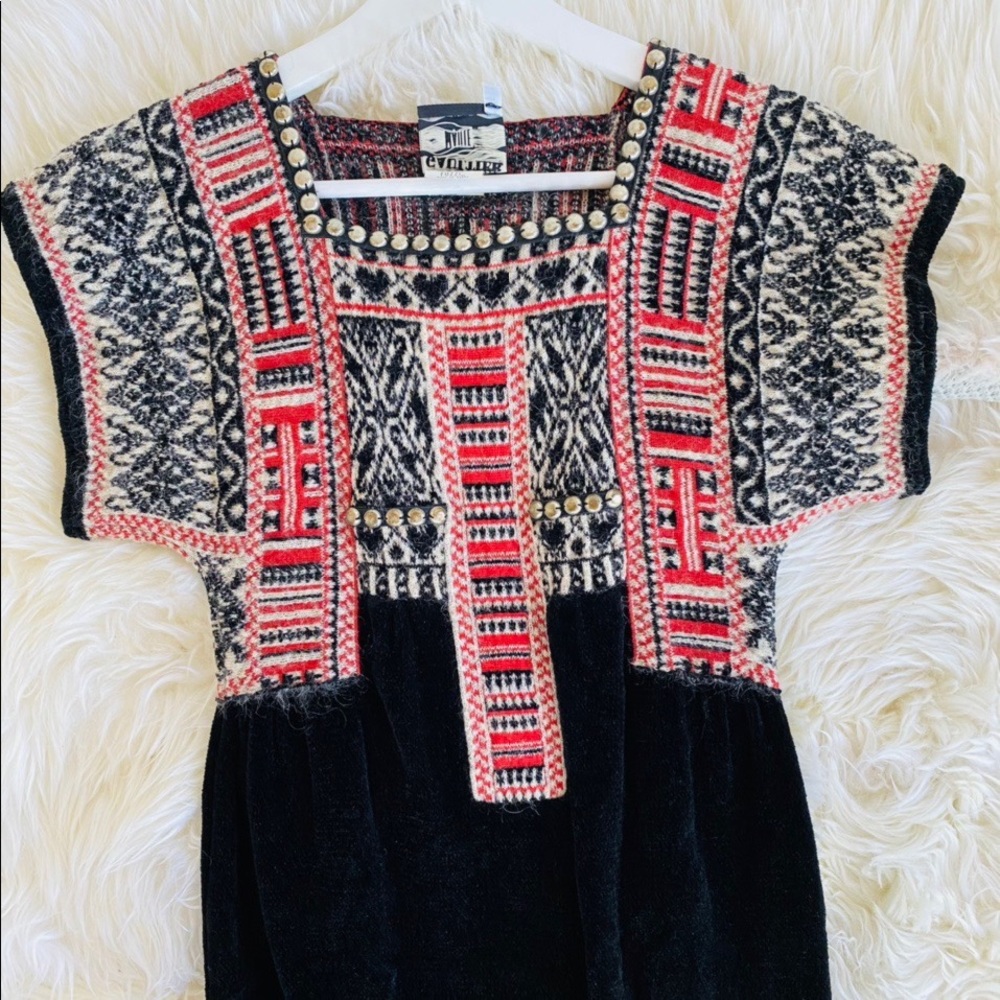Jean Paul Gaultier made in Italy
Size: XS
Retail $1,700